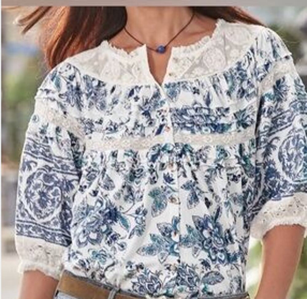 SUNDANCE WOMENS TOP SZ MEDIUM LACE DETAIL RUFFLED  COTTON BLEND WHITE BLUE BOHO